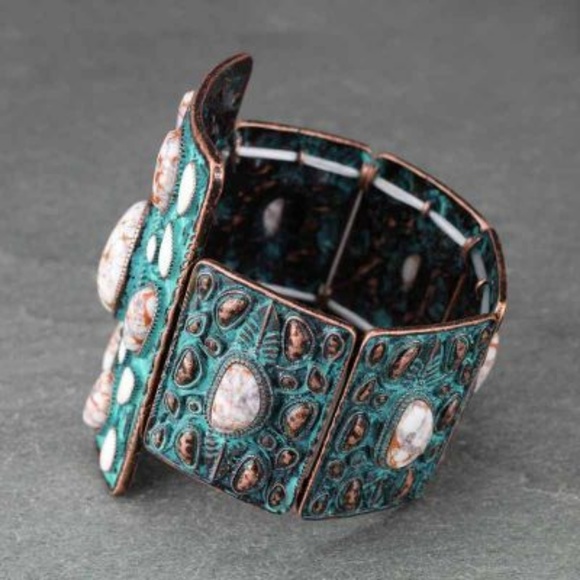 LAST ONE!! Western Statement Bracelet - Picture 3 of 4